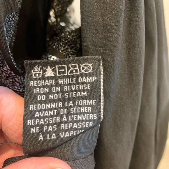 LeChateau sleeveless sequin holiday dress/tunic. - Picture 7 of 10